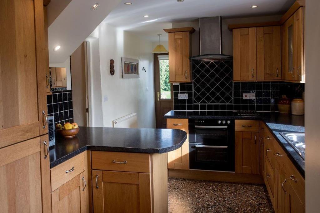 Perfect Cottage Retreat Near The Brecon Beacons Llanwrda Kültér fotó