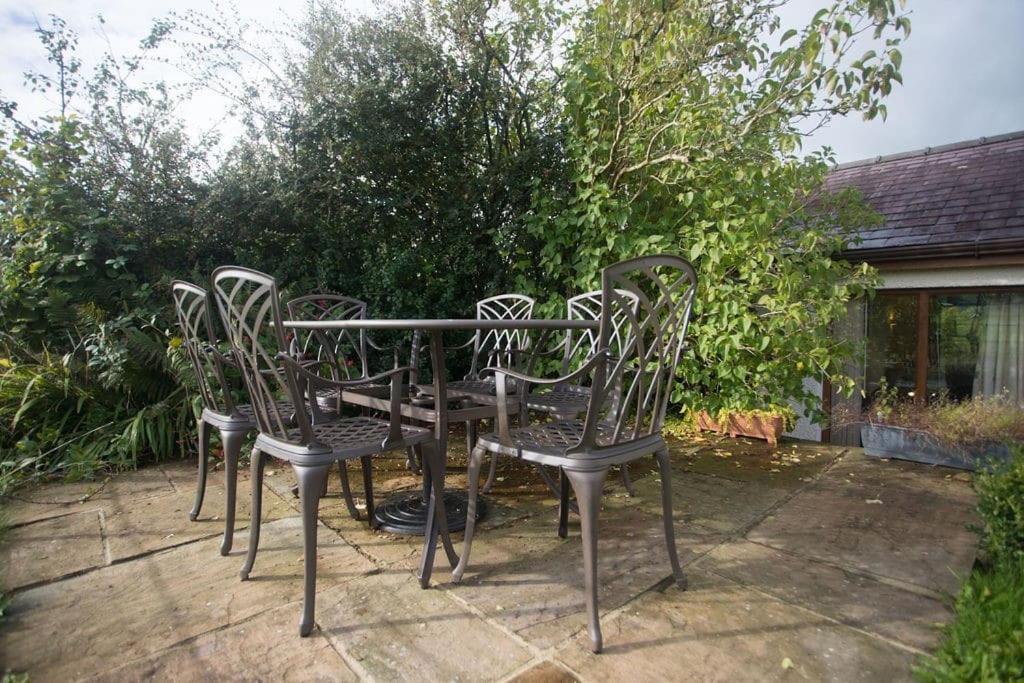 Perfect Cottage Retreat Near The Brecon Beacons Llanwrda Kültér fotó
